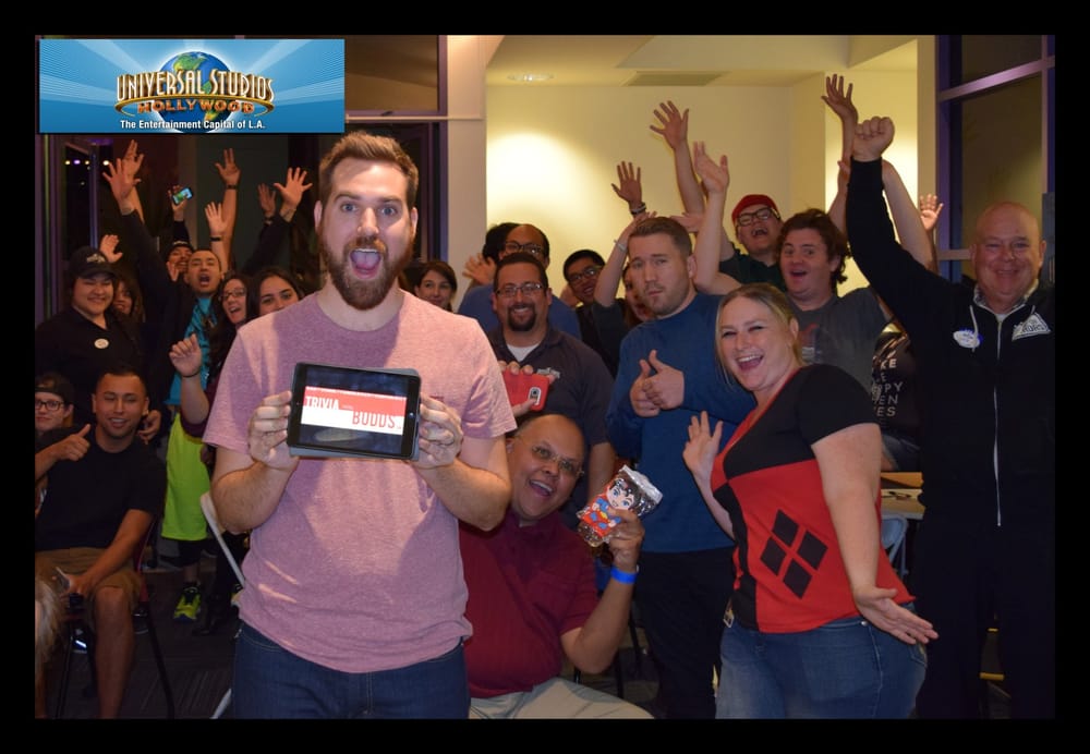 Trivia with Budds photo